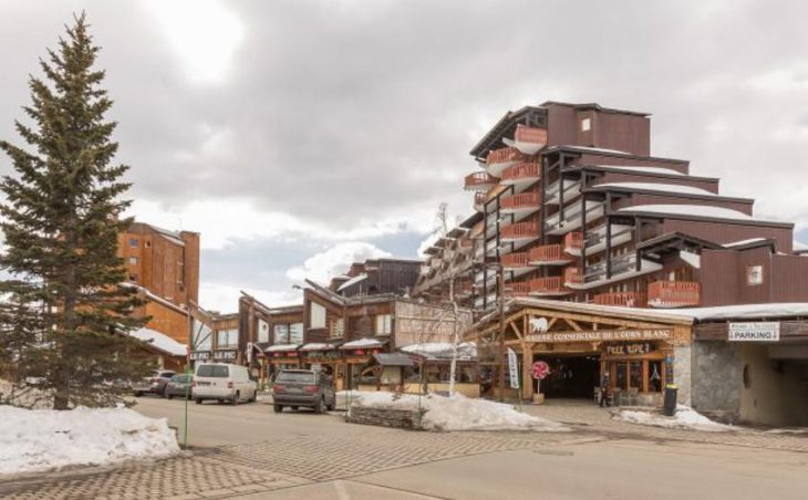 L'Ours Blanc, Alpe d'Huez, External 2